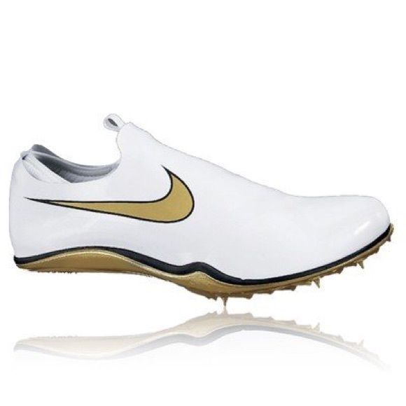 Nike Other - Nike track and field running gold spikes shoe..